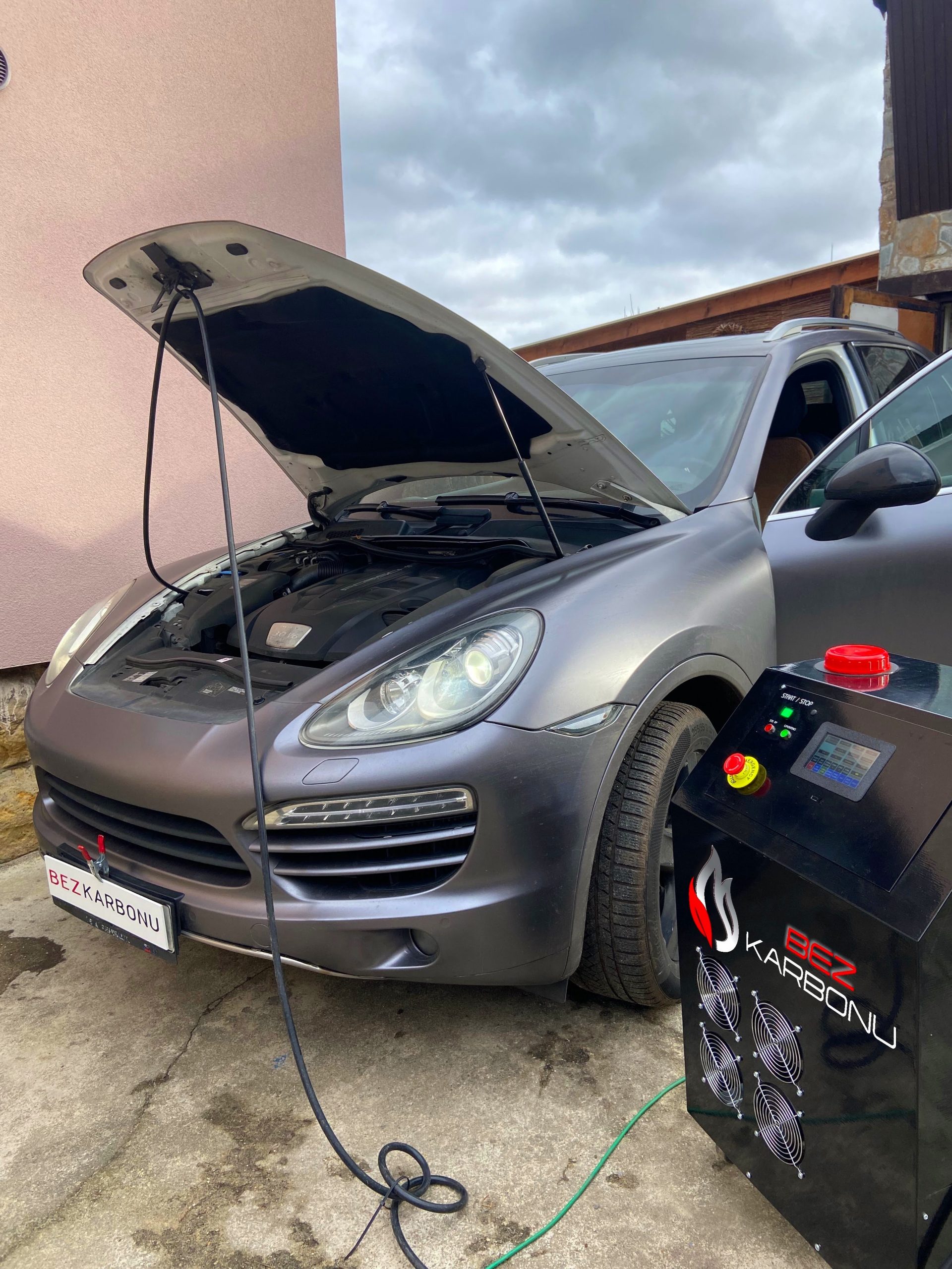 Porsche Cayenne 3.0