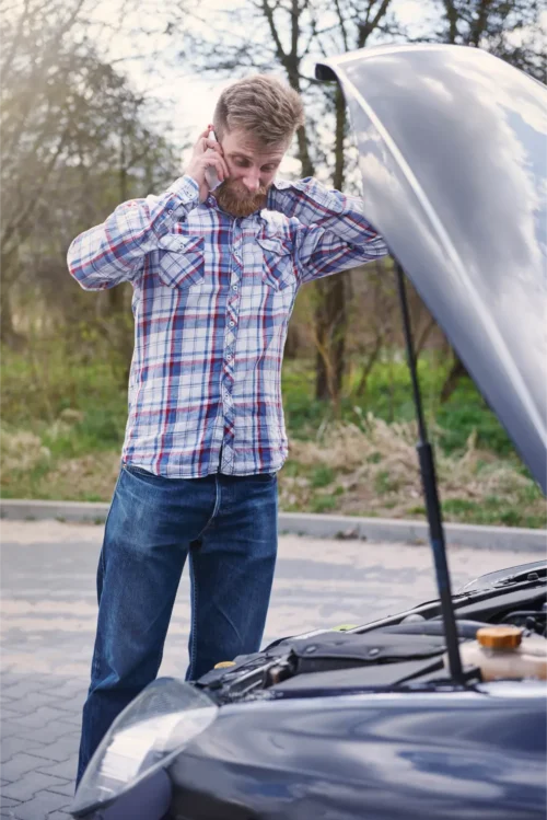 Jak rozpoznat závady motoru podle zvuků a signálů