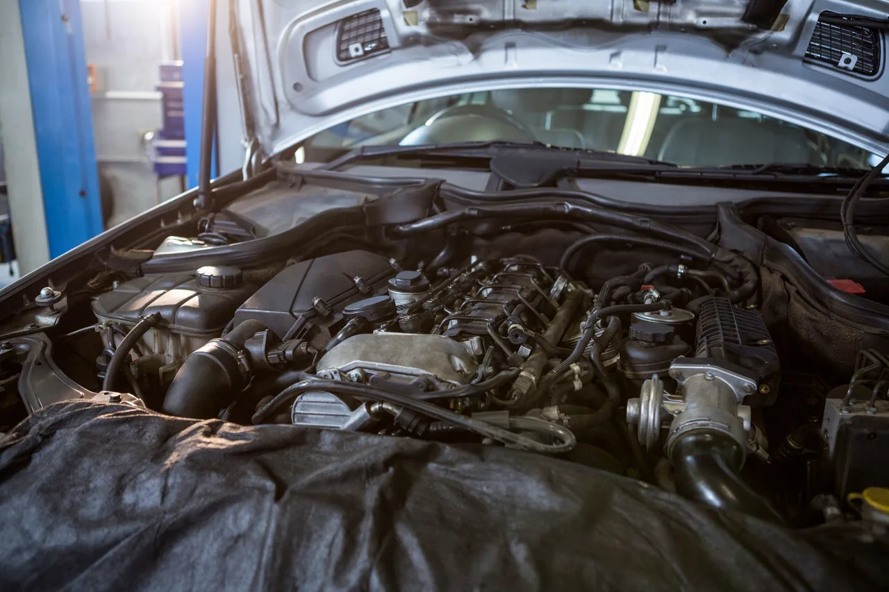 Klepání motoru - benzín, za studena, při akceleraci